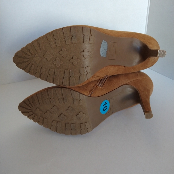 Me too Francis suede heel ankle boots size 10M - Picture 7 of 9